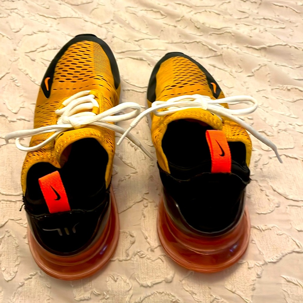 Nike Air 270 Gold & Black. Size 8.5 or 9.